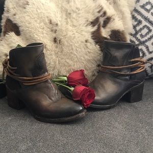 Steve Madden Freebird short boots